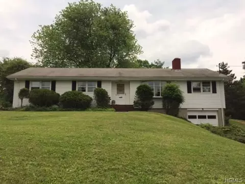 9 Highview Dr, Wallkill, NY 10941 photo 1