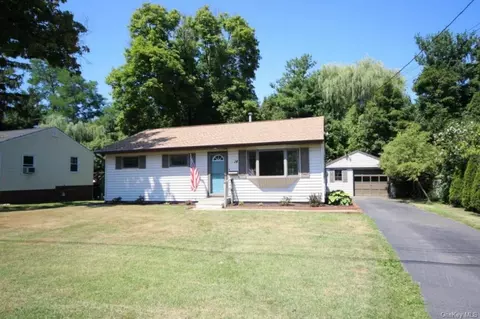14 Smith Rd, Cornwall, NY 12518 photo 1