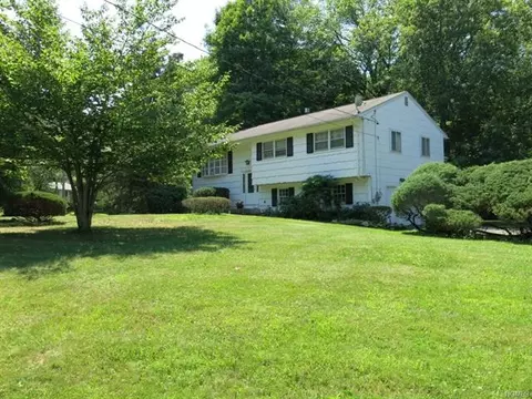 11 Rustic Dr, Ramapo, NY 10952 photo 1