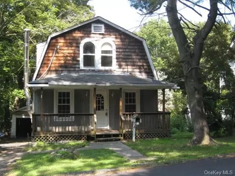 89 High St, Monroe, NY 10950 photo 1