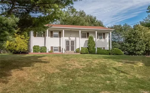 22 Circle Dr, Wallkill, NY 10941 photo 1