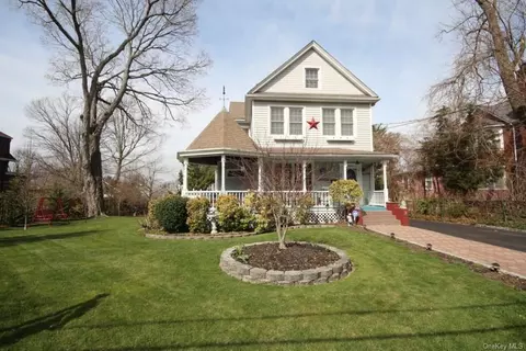 7 Stone Ave, Ossining, NY 10562 photo 1