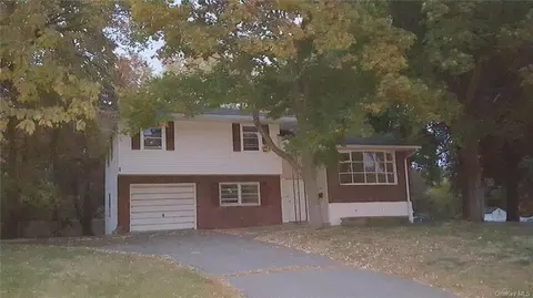 1 Eagle View Ct, Ramapo, NY 10952 photo 1