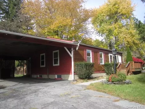 2 Maple Dr, Warwick, NY 10990 photo 1