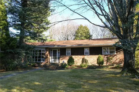 6 Elyise Rd, Ramapo, NY 10952 photo 1