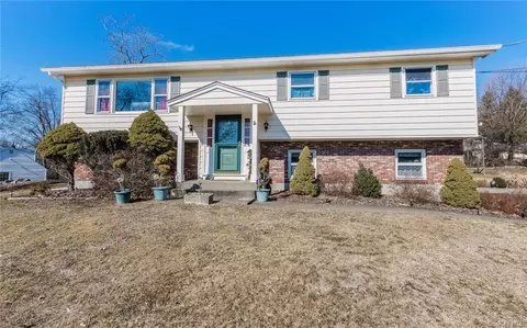 21 Ruby Ln, Goshen, NY 10924 photo 1