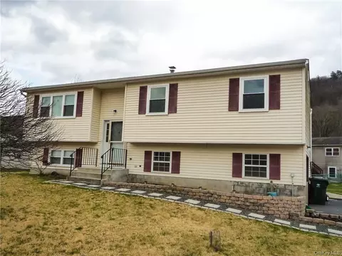7 Grant Dr, Monroe, NY 10950 photo 1