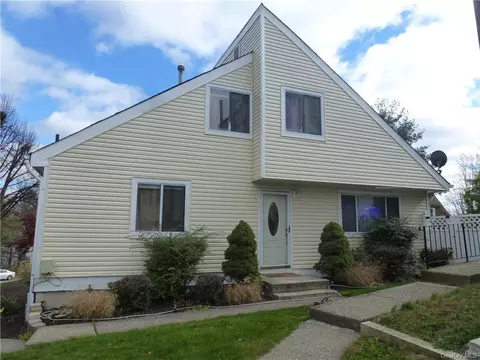 29 Wolfe Dr, Ramapo, NY 10977 photo 1
