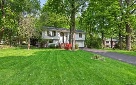 5 Williams Ct, Monroe, NY 10950 photo 1
