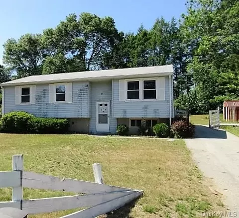 41 River Ln, Killingly, CT 06239 photo 1