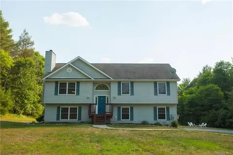 54 Guymard Tpke, Deerpark, NY 12729 photo 1