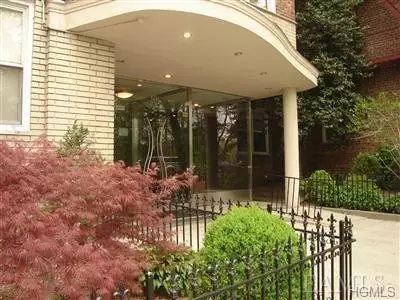 4295 Webster Ave #2B, Bronx, NY 10470 photo 1