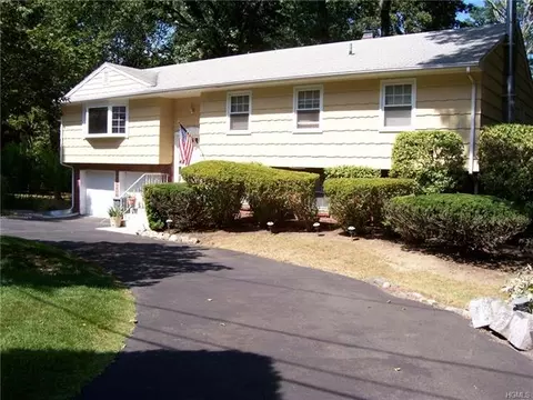 3 Robin Rd, Ramapo, NY 10977 photo 1