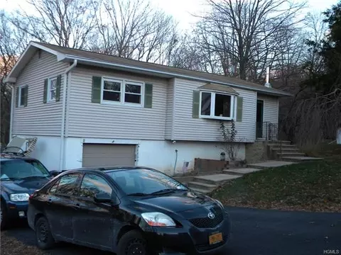20 Sears Rd, Monroe, NY 10950 photo 1