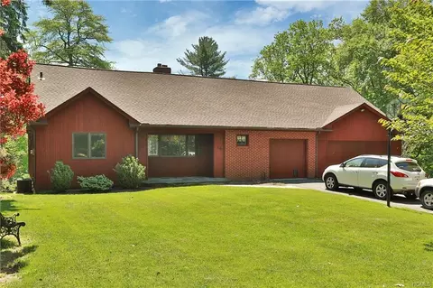 14 Rutledge Rd, Mount Pleasant, NY 10595 photo 1