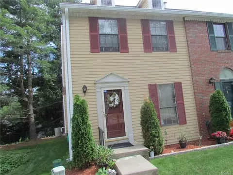 7 Winterberry Ct, Peekskill, NY 10566 photo 1