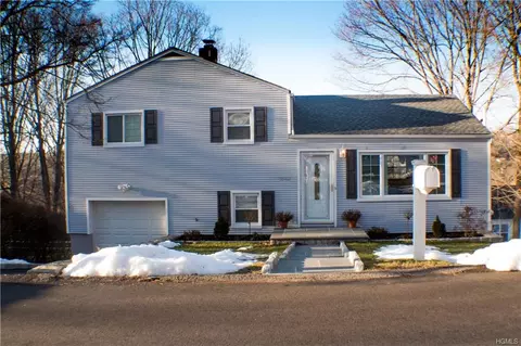 1542 E Blvd, Peekskill, NY 10566 photo 1