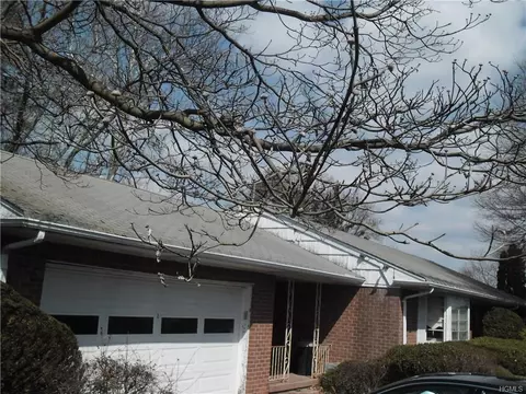 1 Trinity Pl, Ramapo, NY 10977 photo 1