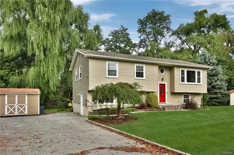 111 Harold Ave, Cornwall, NY 12518 photo 1