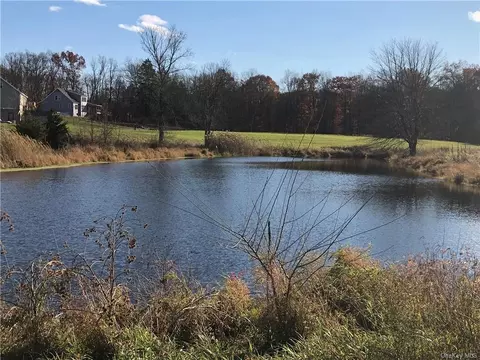 321 Lybolt Rd, Wallkill, NY 10941 photo 1