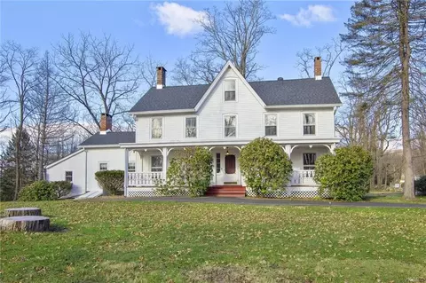 430 Cedar Hill Rd, Fishkill, NY 12524 photo 1