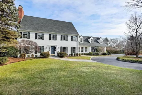 1 Ivanhoe Ln, Greenwich, CT 06830 photo 1