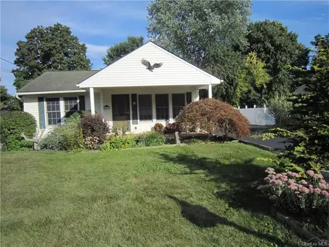 11 Smith Rd, Cornwall, NY 12518 photo 1