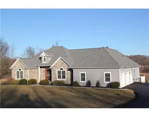 296 Forest Rd, Newburgh, NY 12589 photo 1