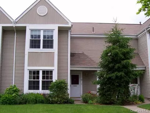 60 Creekside Cir, Ramapo, NY 10977 photo 1