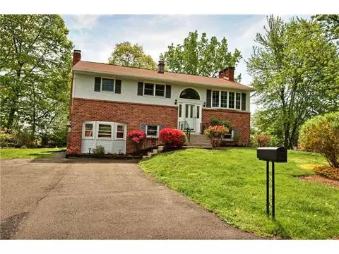 2 Beech Dr, Stony Point, NY 10980 photo 1