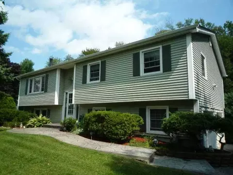 103 Jefferson Rd, Montgomery, NY 12549 photo 1