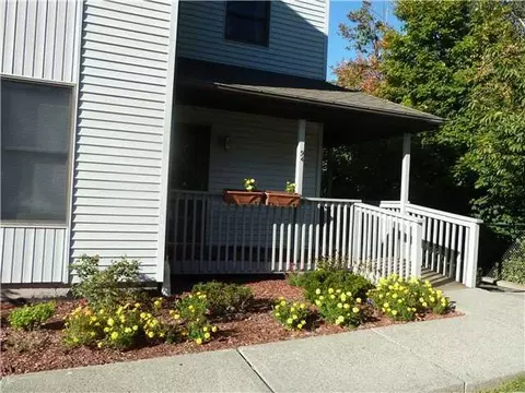94 Mcbee Ct, Monroe, NY 10950 photo 1