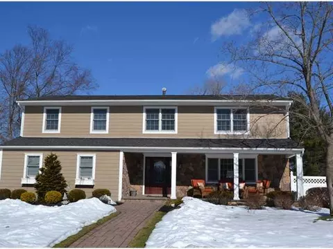 12 Eagle Ln, Orangetown, NY 10983 photo 1