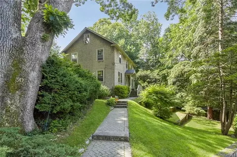 30 Lincoln Ave, Greenburgh, NY 10706