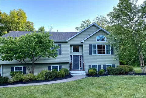 5 Terrizzi Dr, Newburgh, NY 12589 photo 1