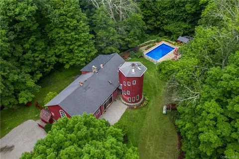 391 Kent Cornwall, Kent, CT 06757 photo 1