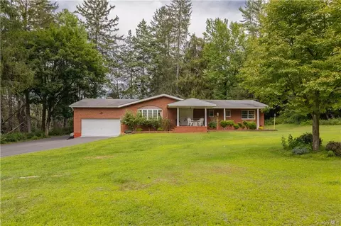 25 Proctor Rd, Highland, NY 12732 photo 1