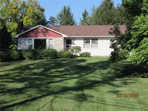 349 Forest Rd, Wallkill, NY 12589 photo 1
