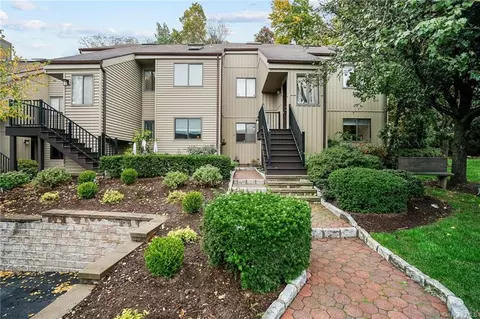 12 Steven Dr #9, Ossining, NY 10562 photo 1