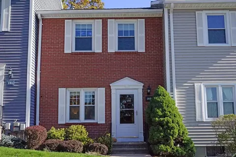 102 Mallard Way, Peekskill, NY 10566 photo 1
