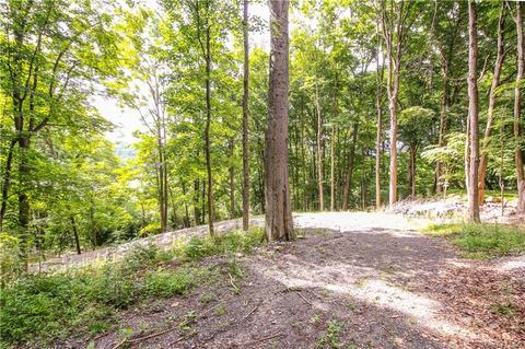 436 E Main St, Yorktown, NY 10535