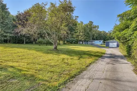 259 Goshen Tpke, Wallkill, NY 10941 photo 1