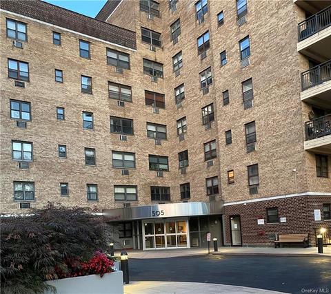 505 Central Ave #719, White Plains, NY 10606