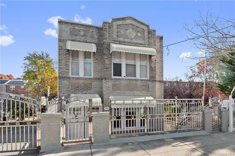 556 Underhill Ave, New York, NY 10473 photo 1