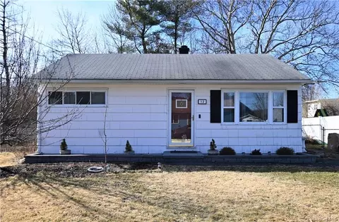 12 Smith Rd, Cornwall, NY 12518 photo 1