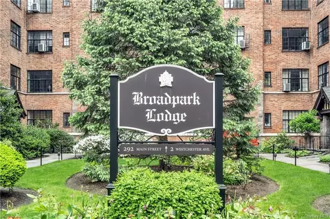 292 Main St #2-D, White Plains, NY 10601