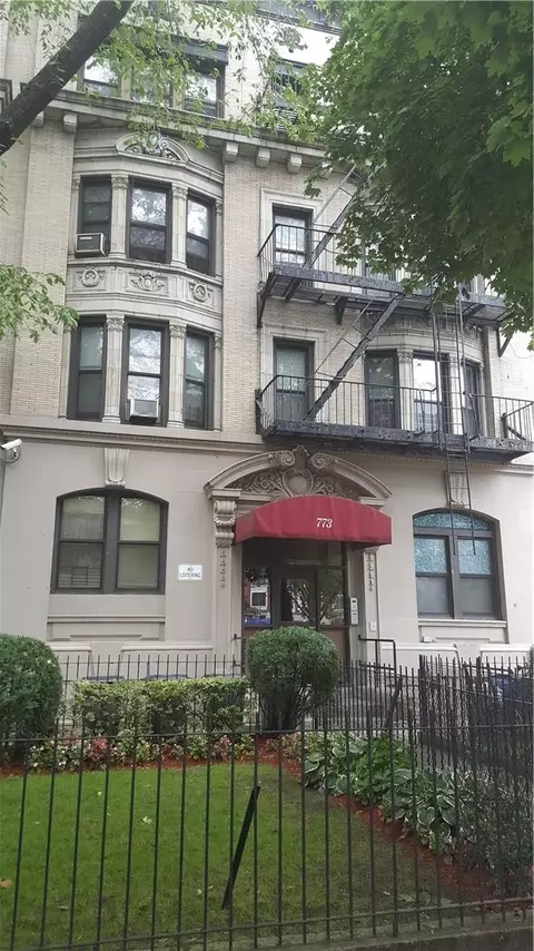 773 Eastern Pkwy #2A, Brooklyn, NY 11213