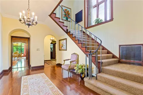 Entry Way - 6 Shore Rd, Rye, NY 10580 photo 2 of 2