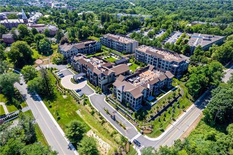 120 Old Post Rd #PH-E301, Rye, NY 10580