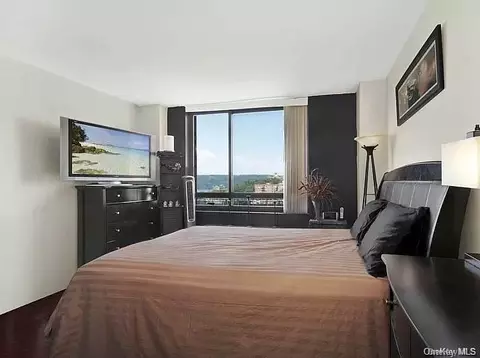 2287 Johnson Ave #12B, Bronx, NY 10463